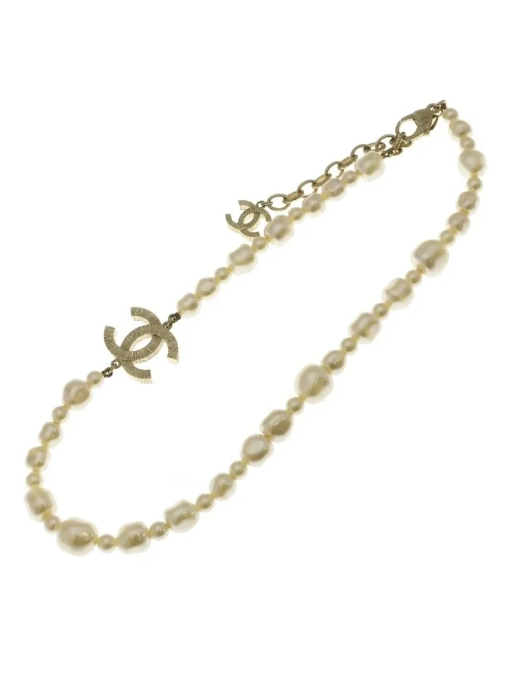 Chanel CC Logo Pearl Necklace White Gold